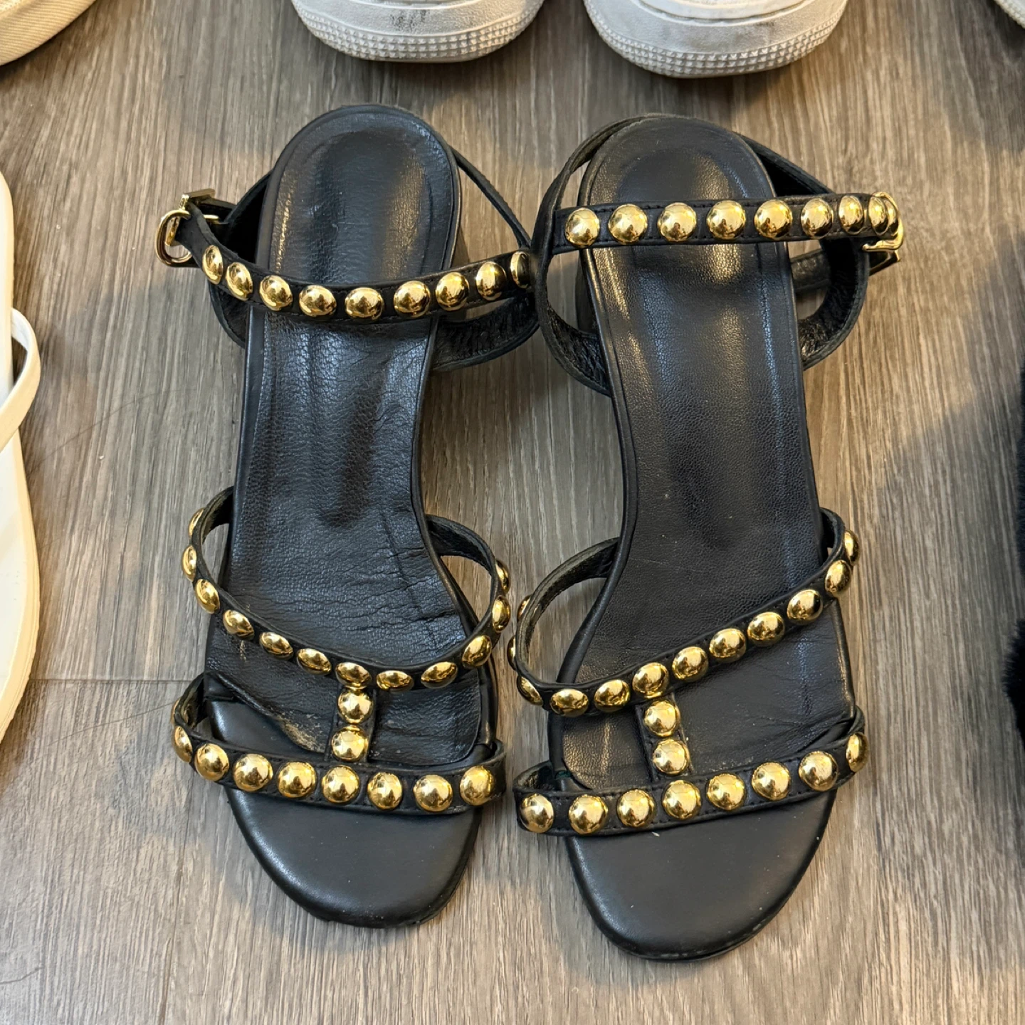 Move out sale - shoes - photo 4