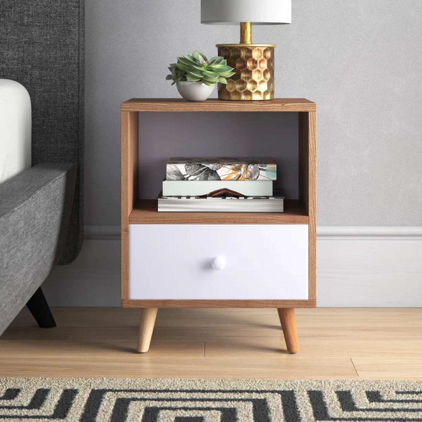 Nightstands (Pair). Perfect Condition.