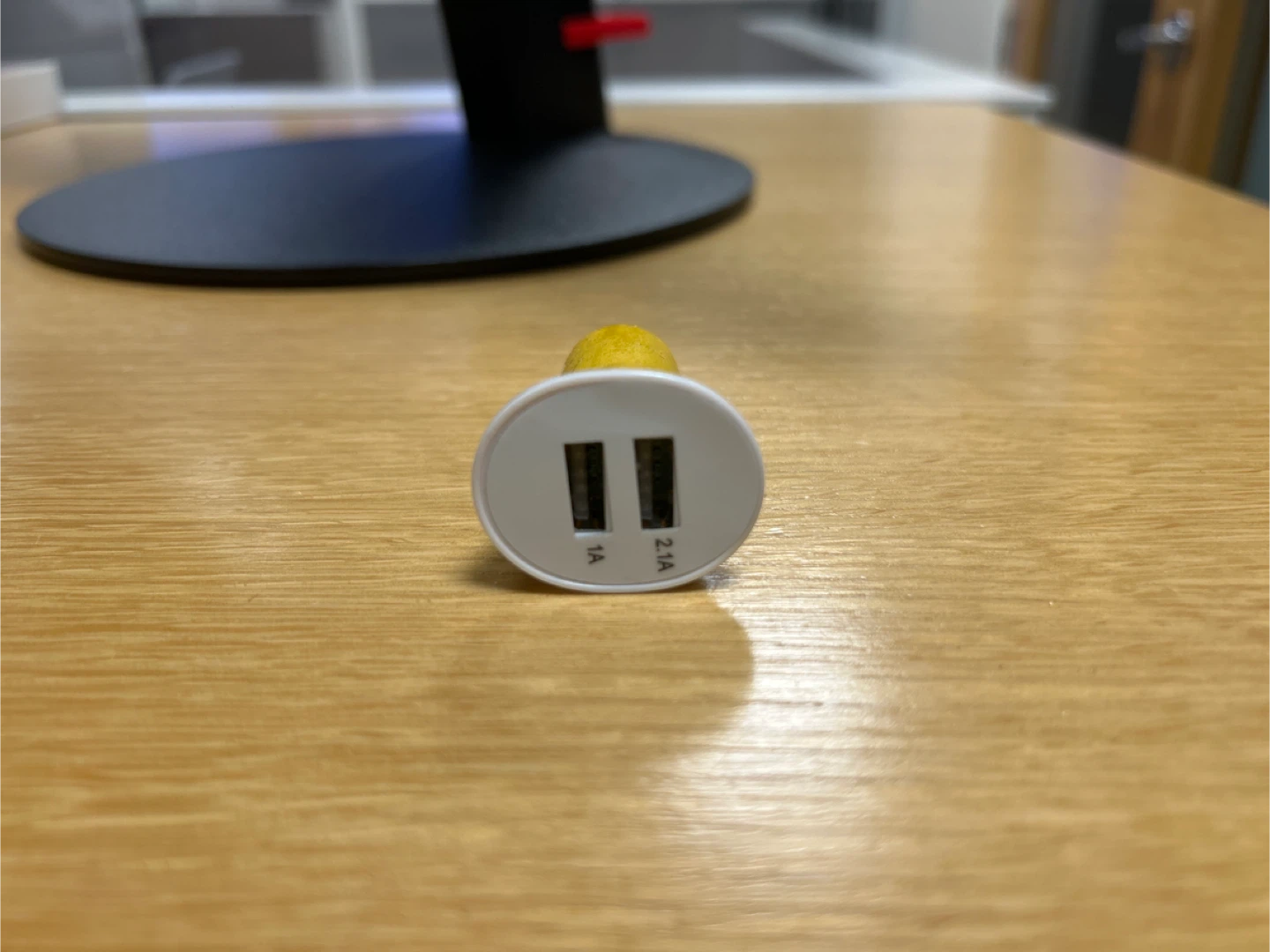 Yellow Dual USB Car Charger - photo 2
