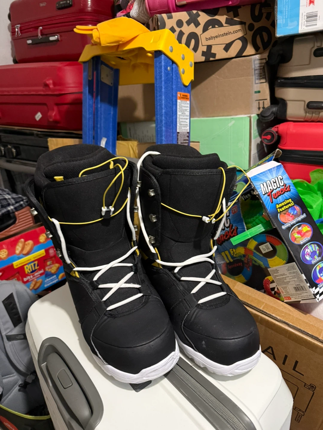Black Burton Snowboard Boots - photo 3