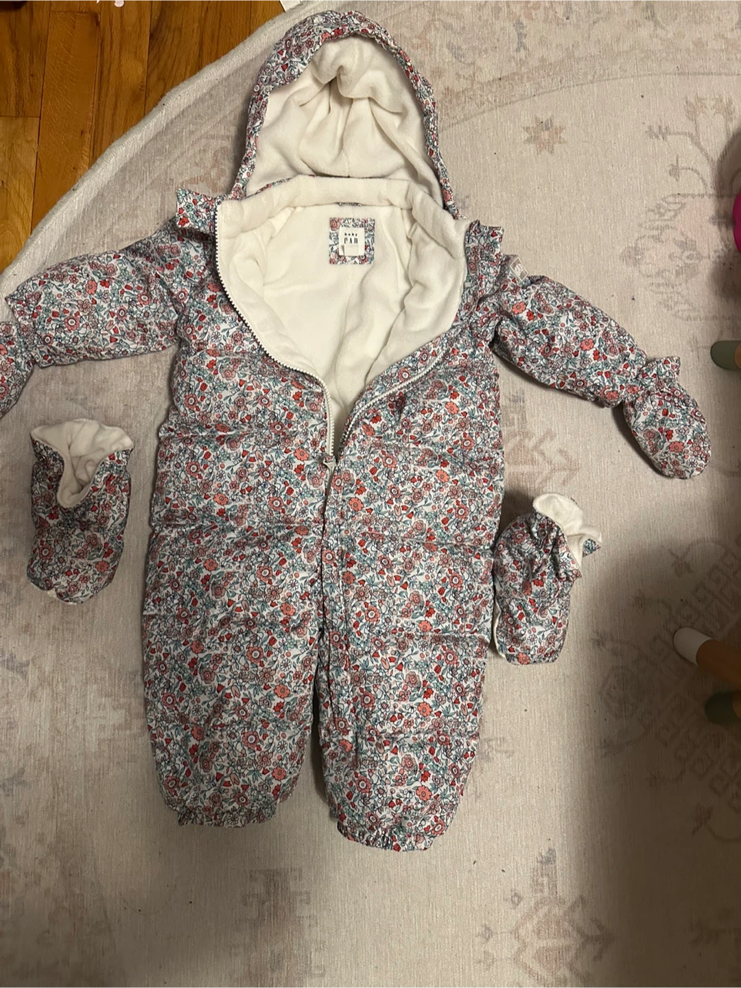 Baby Gap Snowsuit Bundle 12-18 Months - photo 4