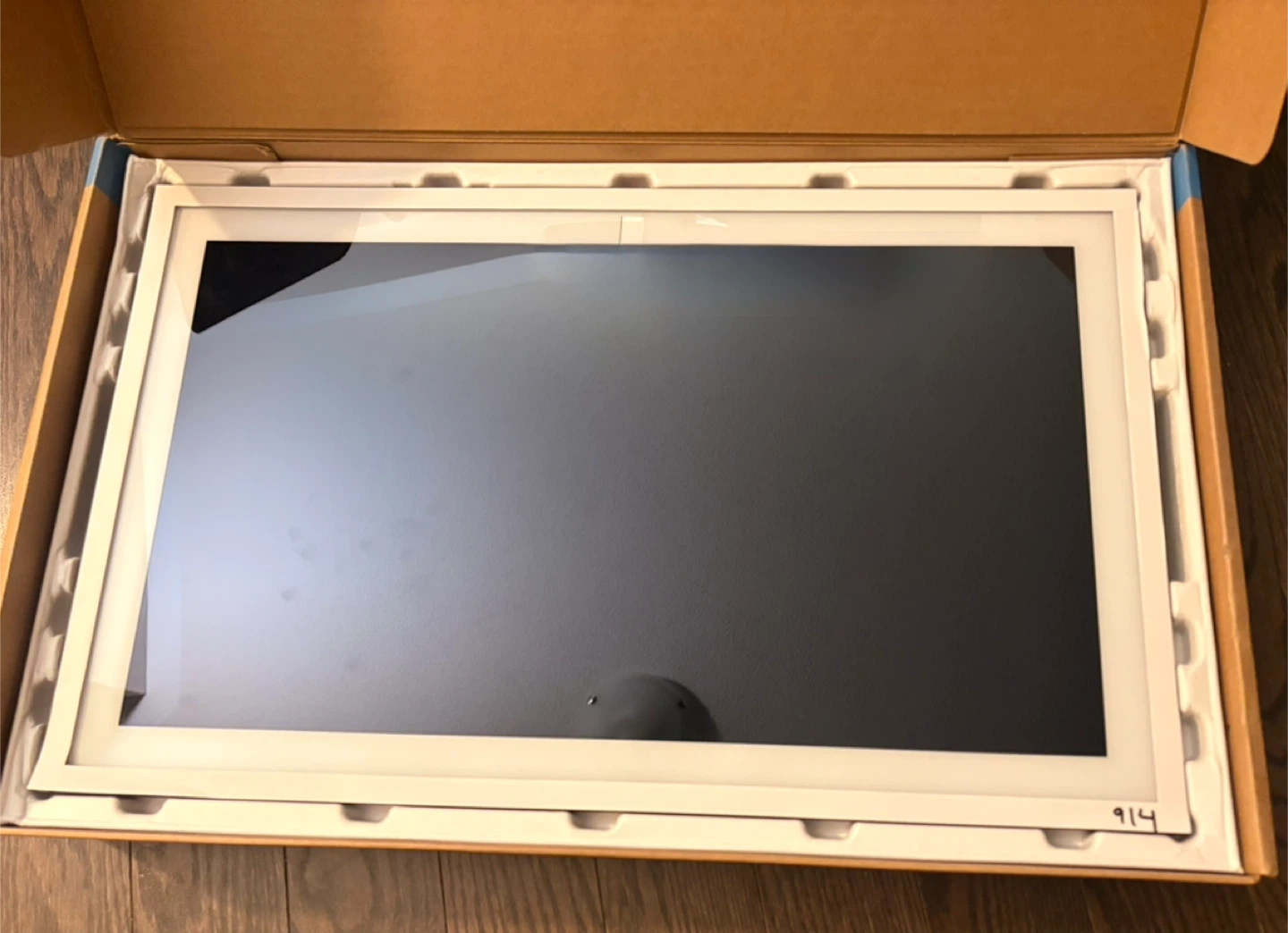 Amazon Echo Show 21 Smart Display - photo 5