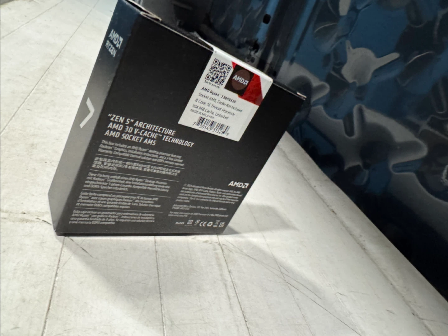 AMD Ryzen™7 9800X3D with Radeon™ Graphics - photo 5