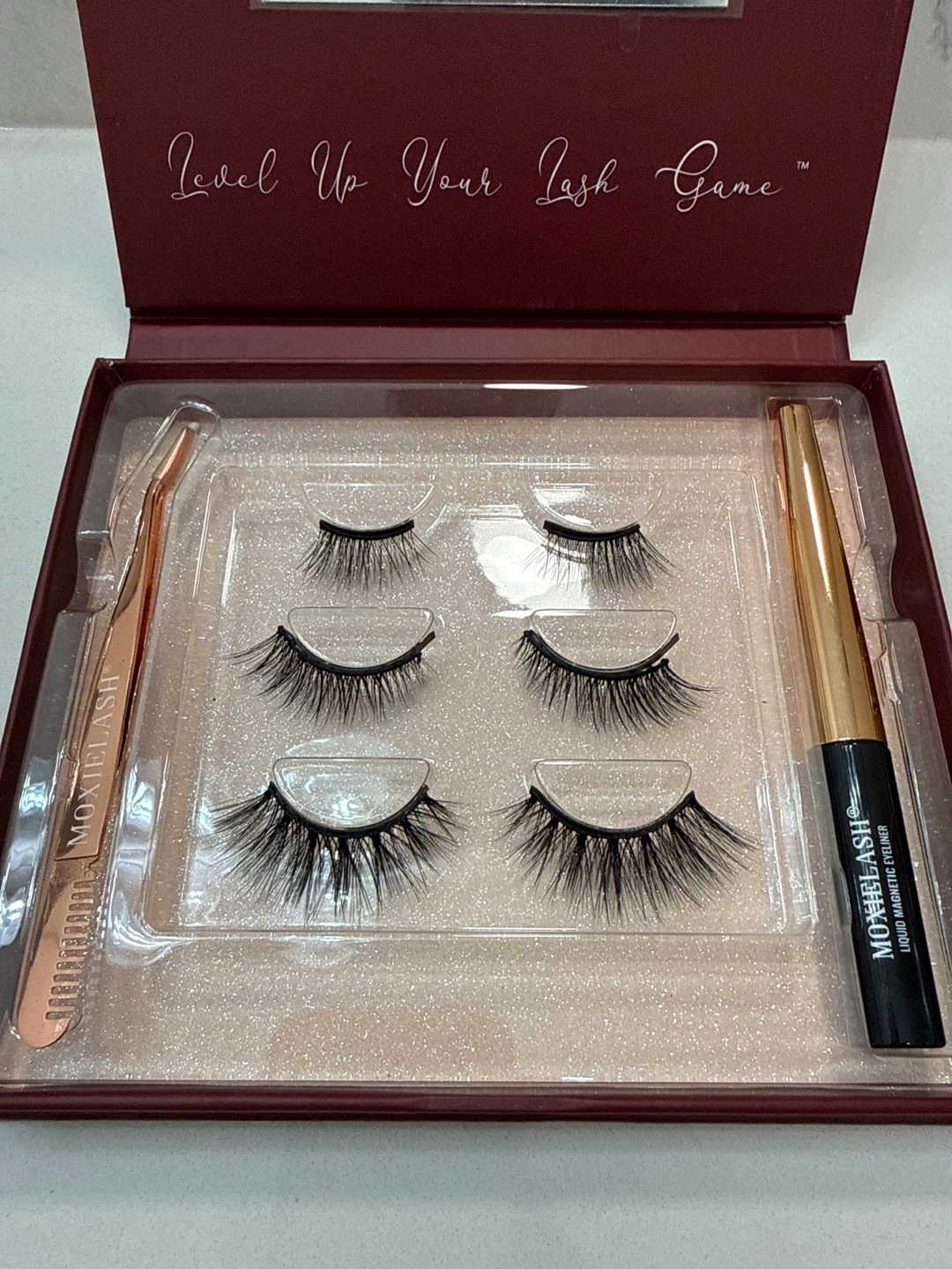 MoxieLash Love Kit Magnetic Eyelash & Eyeliner Kit - photo 4