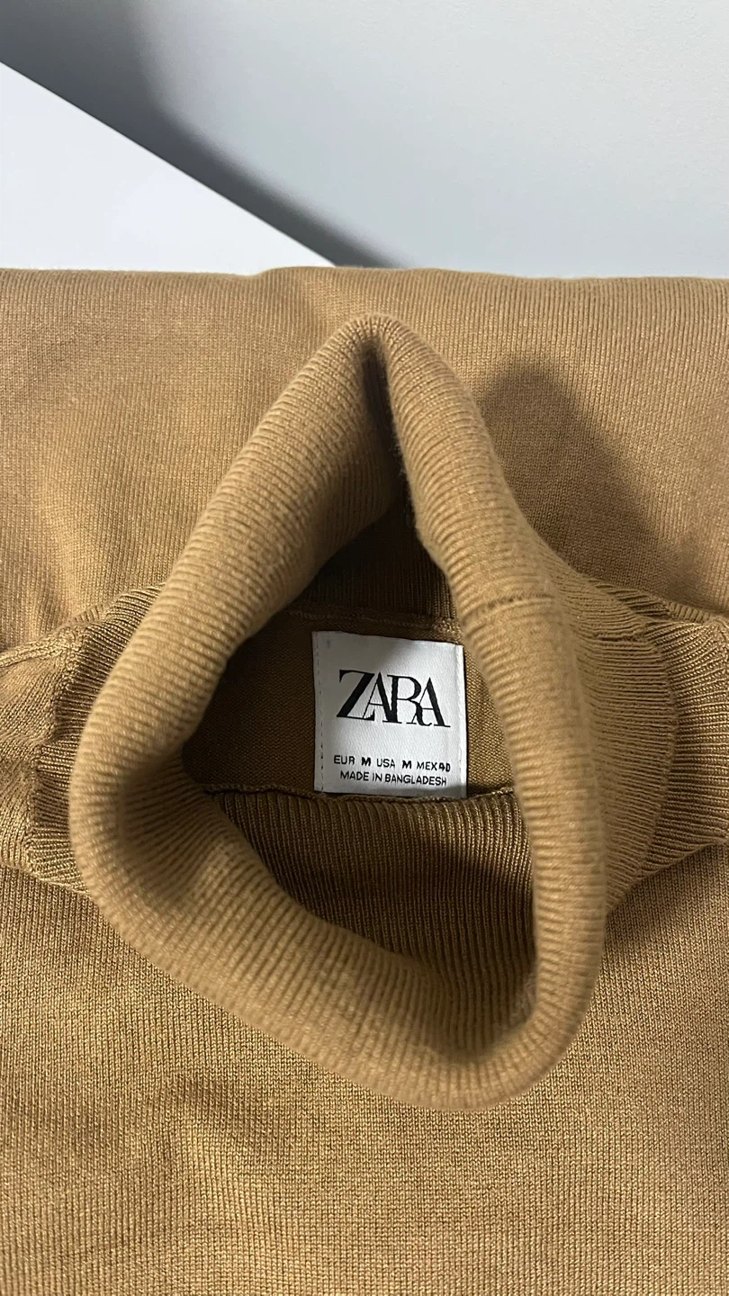 Zara Men's Gold Turtleneck Sweater - Medium - photo 3