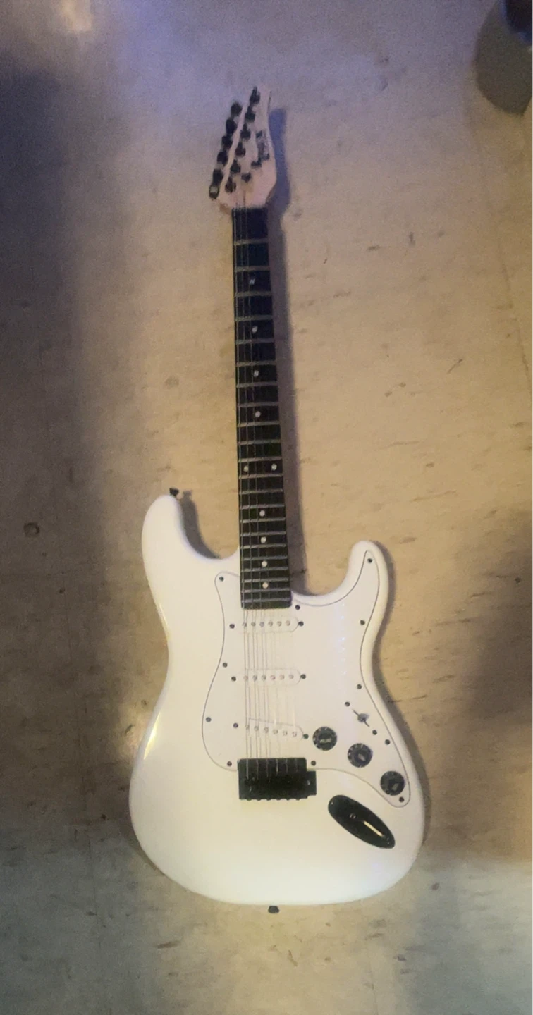 Lyxpro White Electric Guitar 🏆