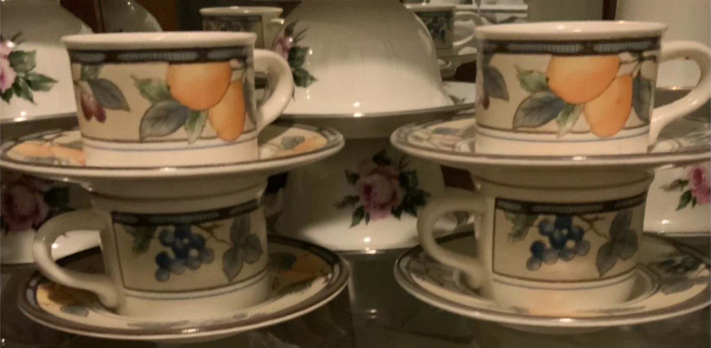 Set of 4 Fruit Pattern Espresso Cups and Saucers
