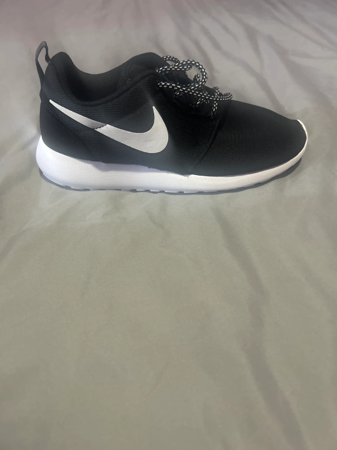 Nike Roshe Run Black White Running Shoes