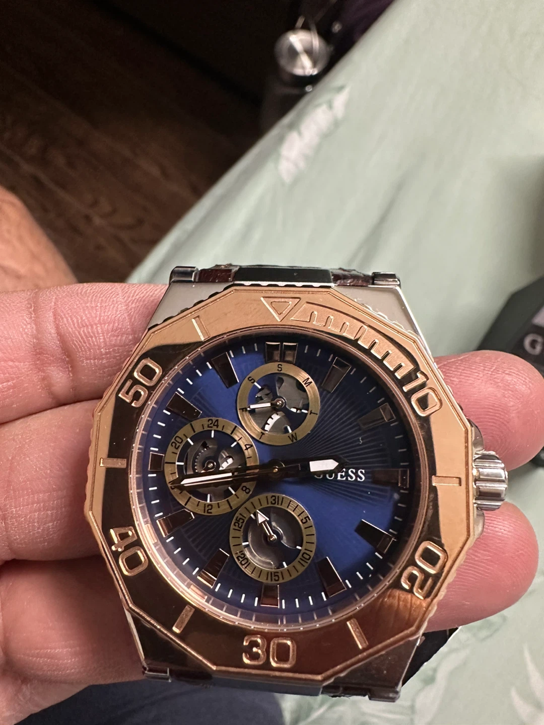 GUESS Watch with Brown Leather Strap - photo 2