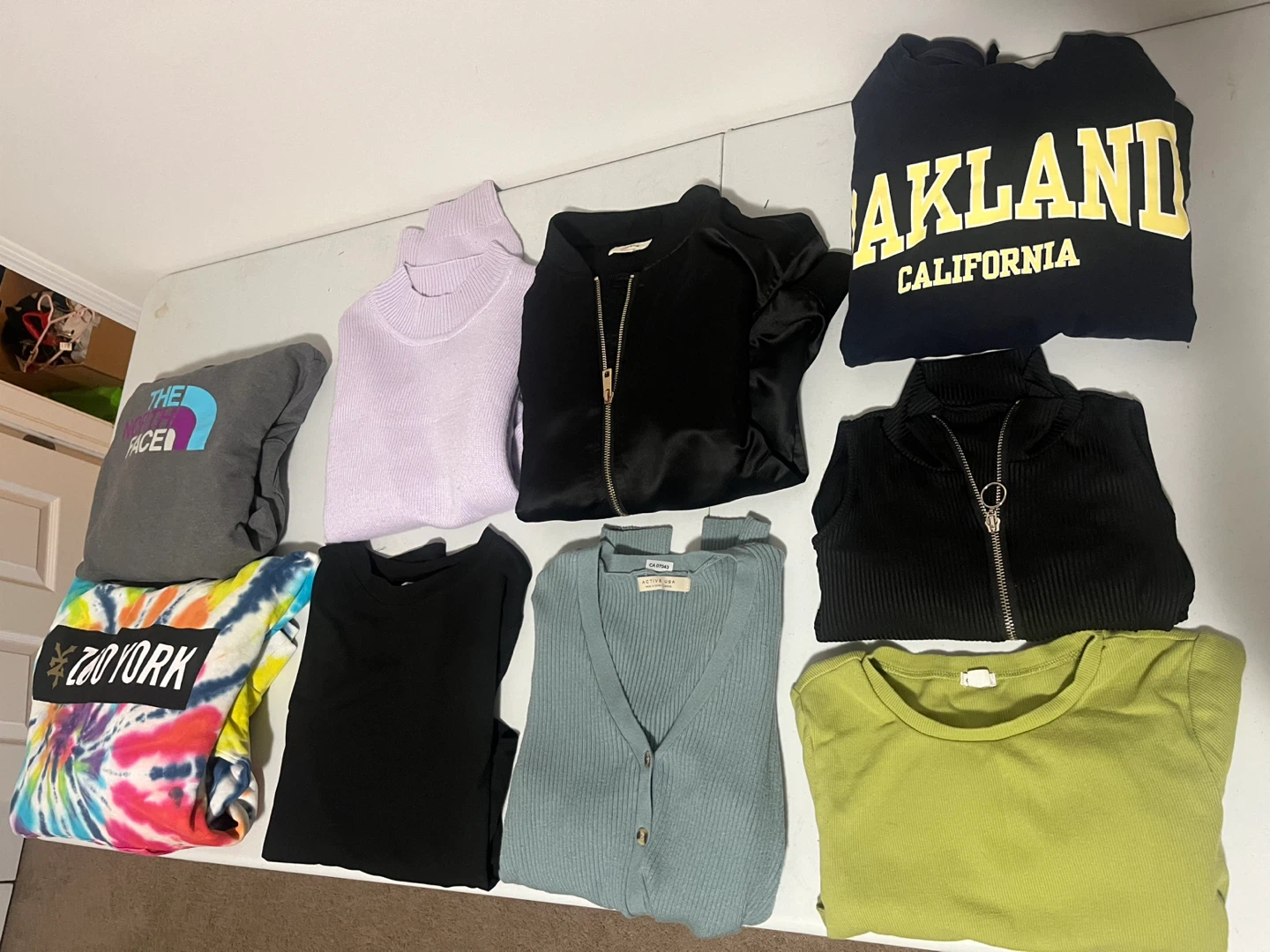 Bundle of size medium sweaters 17pc - photo 2