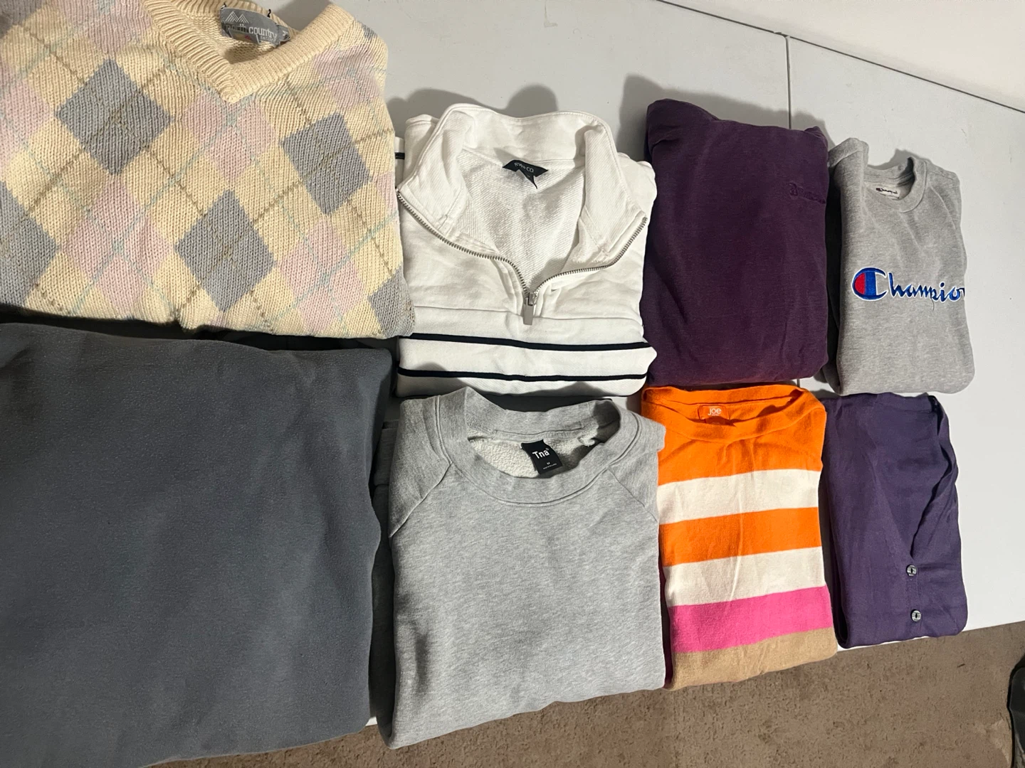 Bundle of size medium sweaters 17pc - photo 4