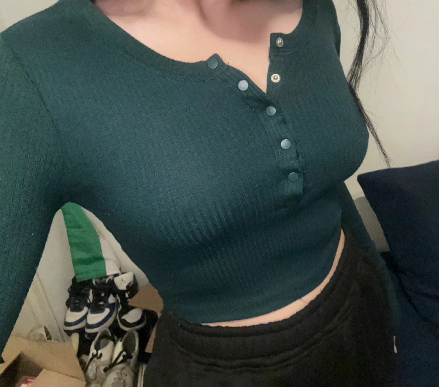 Green Ribbed Cropped Long Sleeve Henley Shirt - photo 2