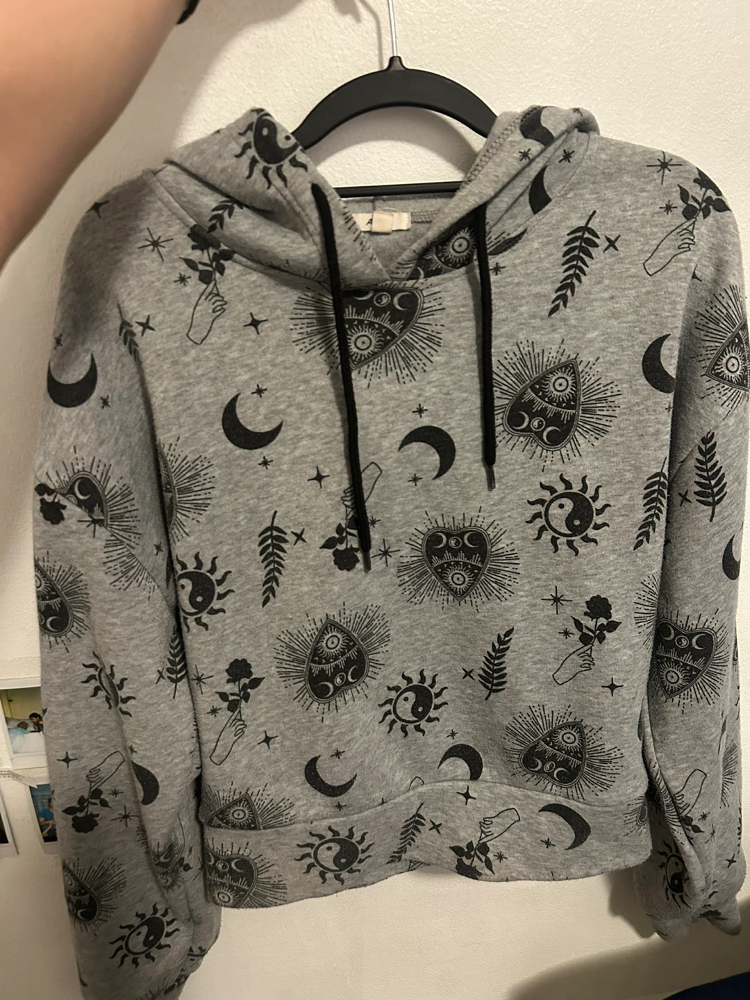 Grey Cropped Hoodie with Celestial Print - photo 3