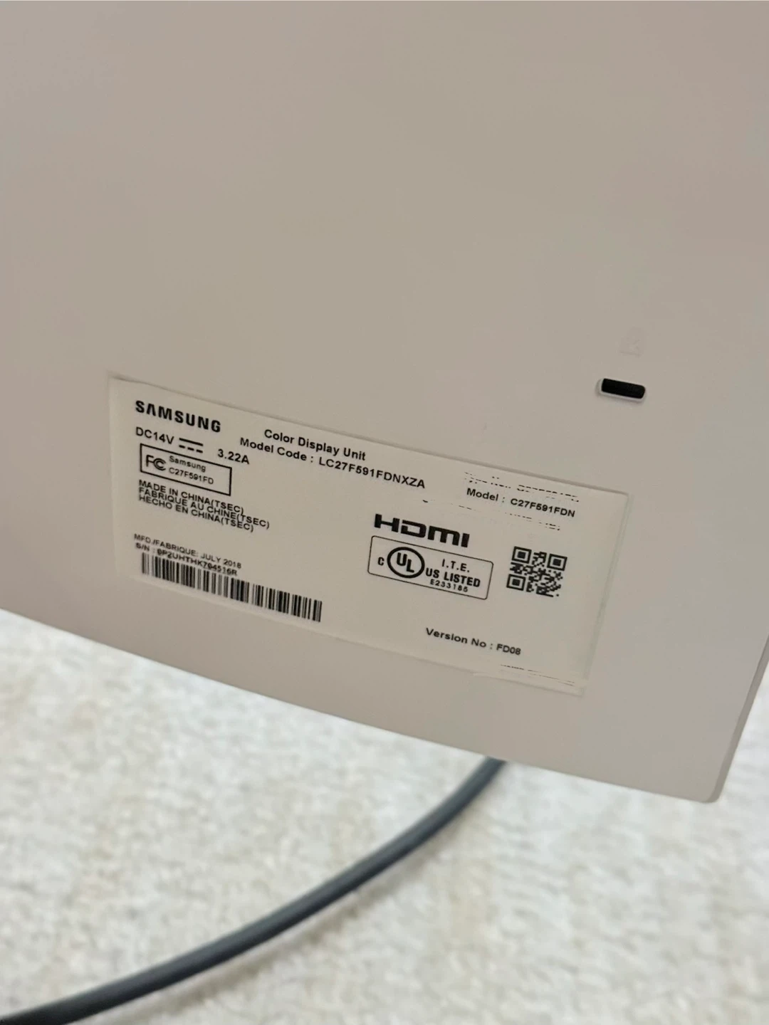Samsung 27" Curved Monitor - photo 2