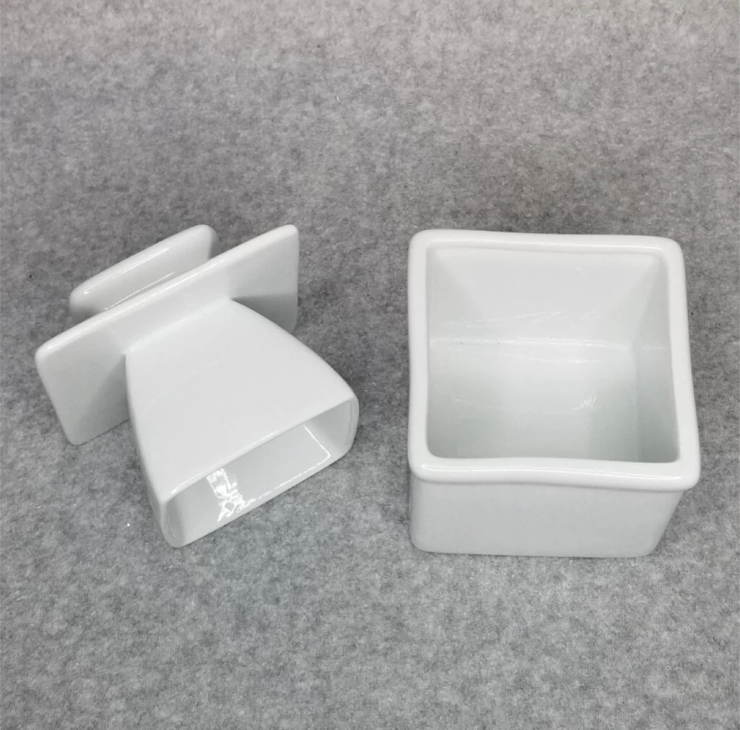 White Ceramic Butter Dish with Lid - photo 4