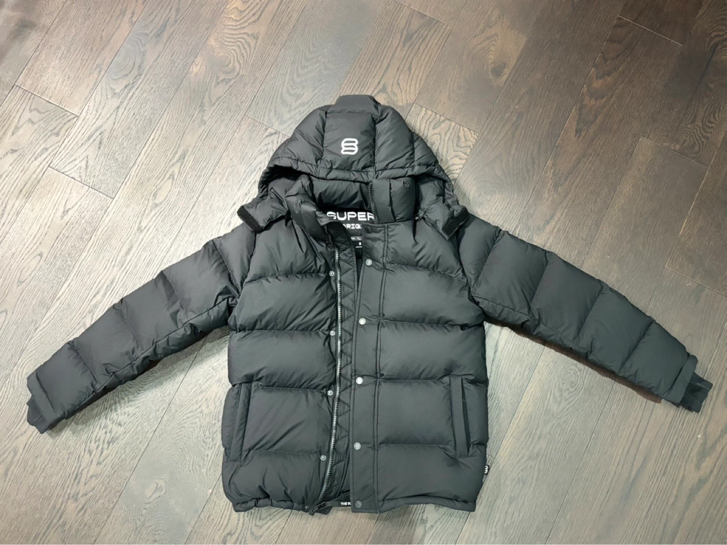 Aritzia Super Puff Jacket - Size Small