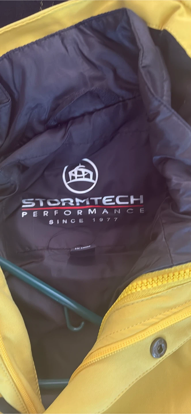 Stormtech Yellow/Black Jacket - photo 2
