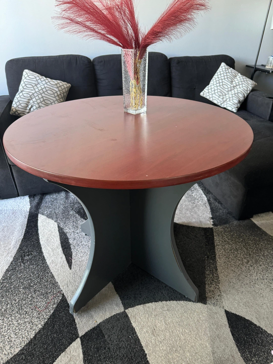 Round Coffee Table - photo 4