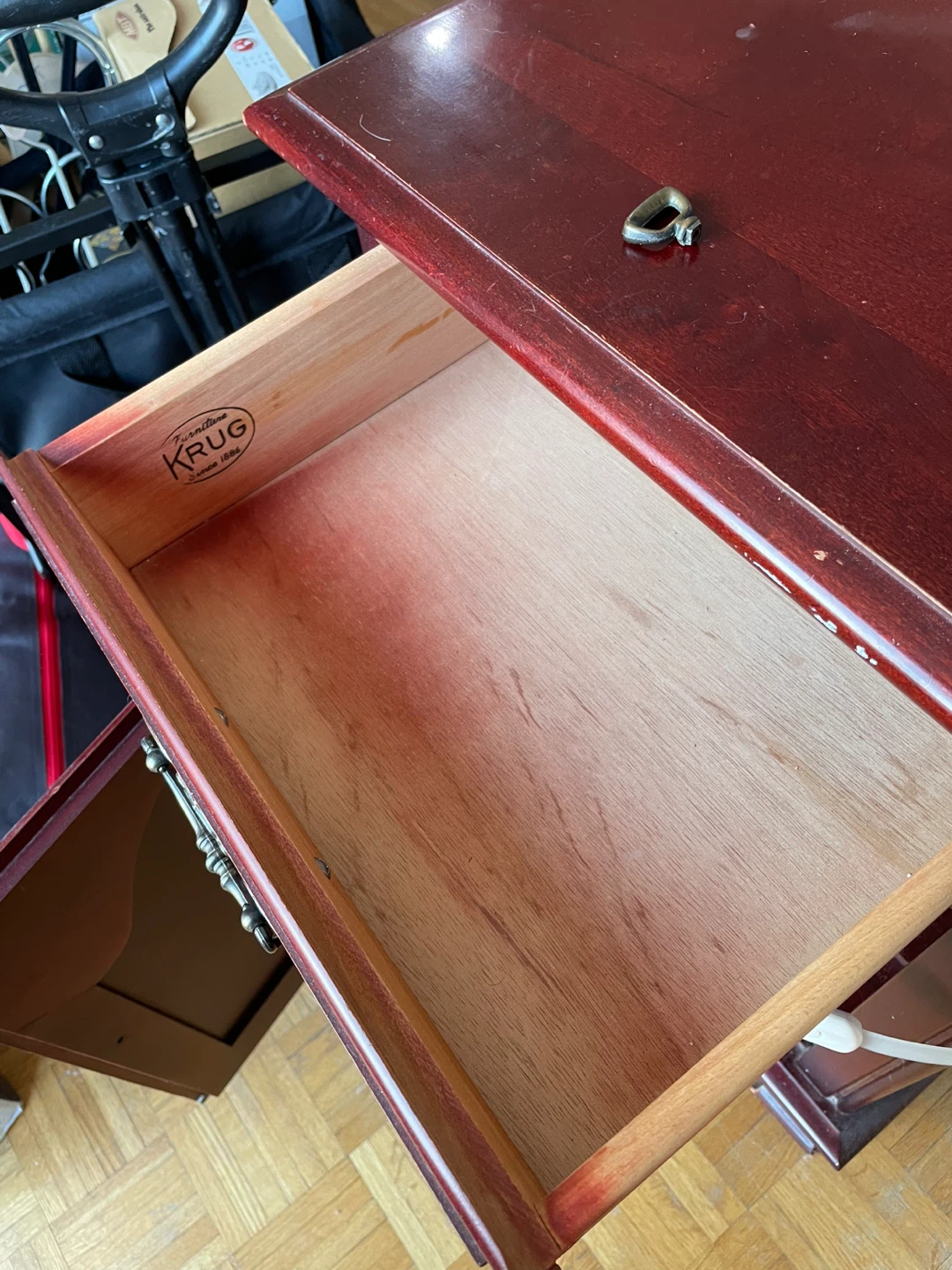 Krug Cherry Wood Nightstand with Drawer and Cabinet - photo 3