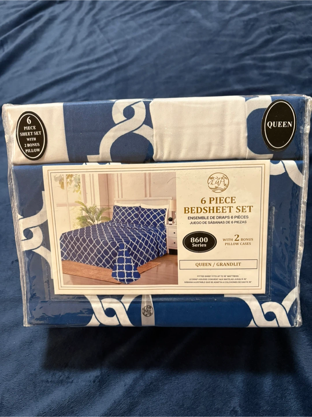 Brand New Queen 6-Piece Bedsheet Set - Blue and White Pattern