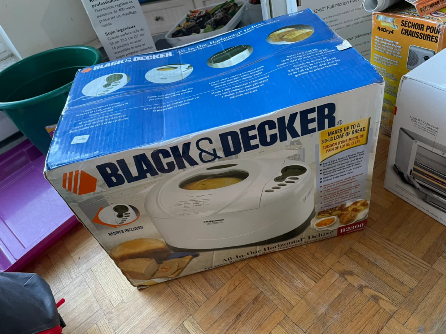BLACK+DECKER All-In-One Horizontal Deluxe Bread Maker B2300