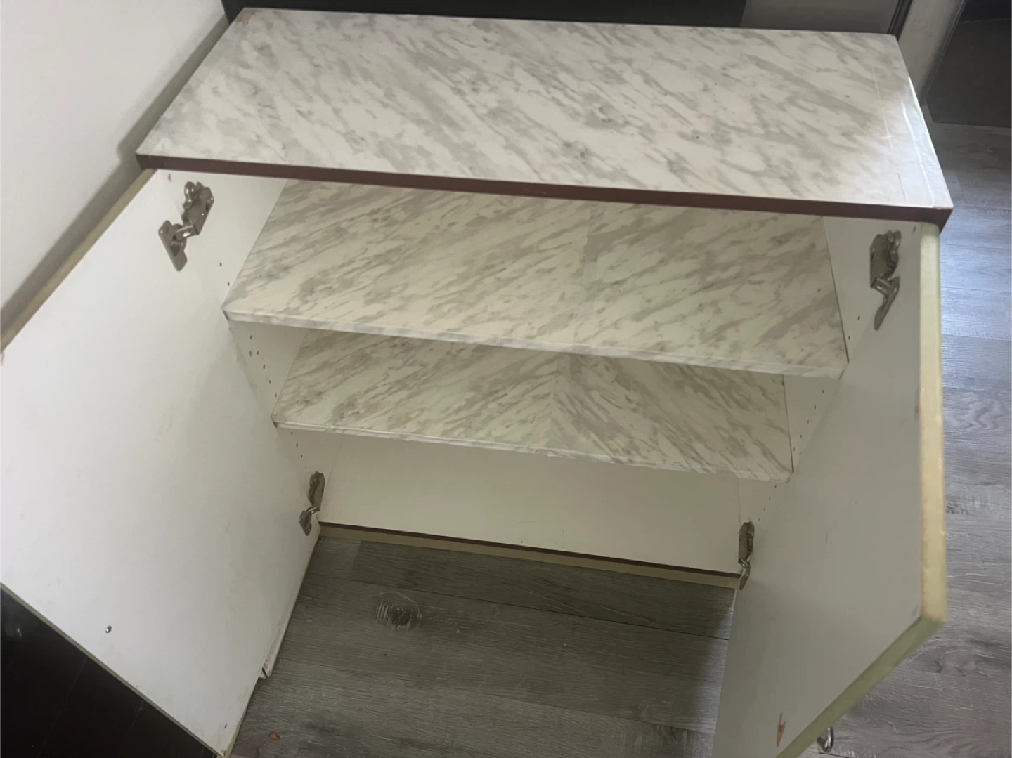 Two-door cabinet with marble-look finish - photo 2