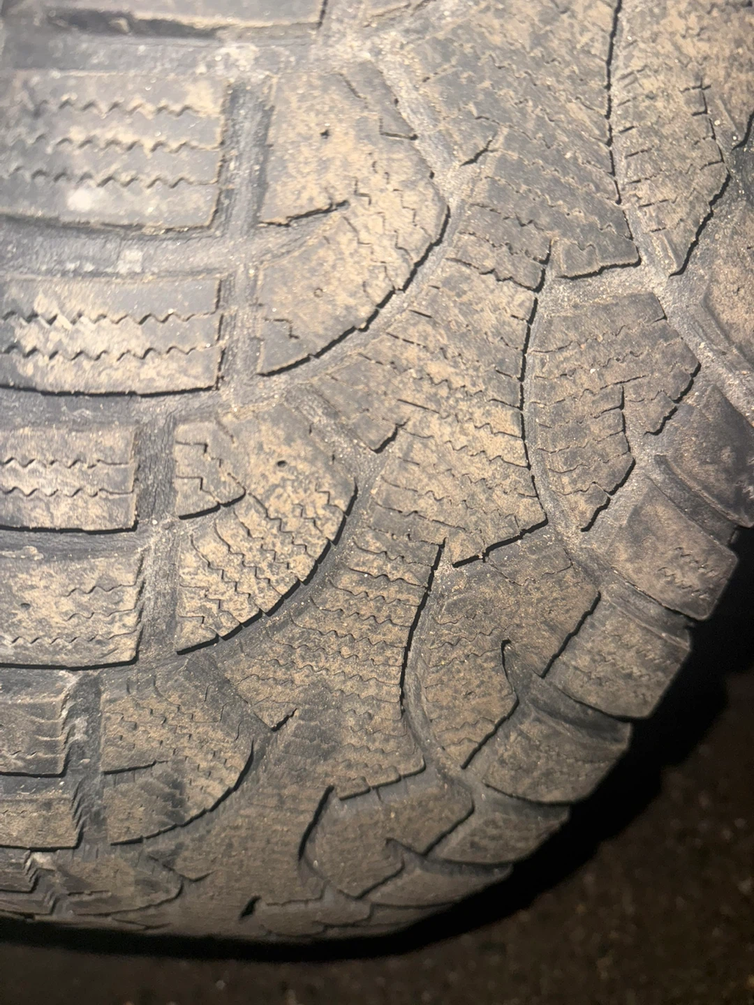 225-60-R16 winter tires 180$ - photo 4