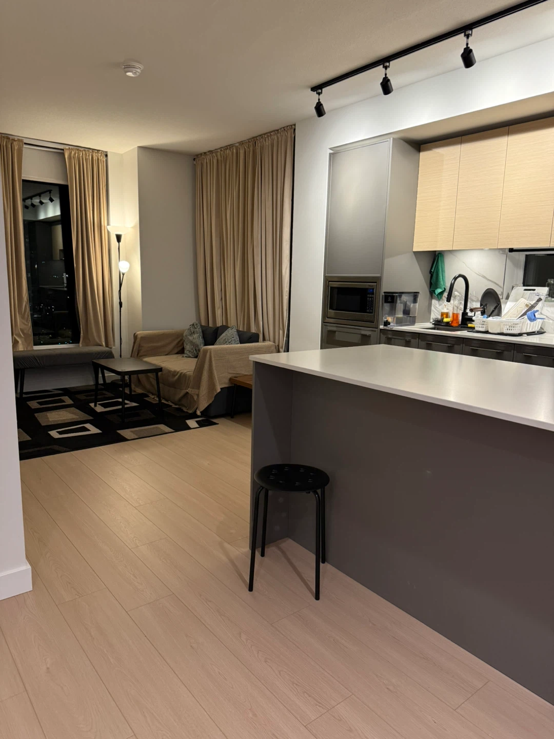 Private room for rent