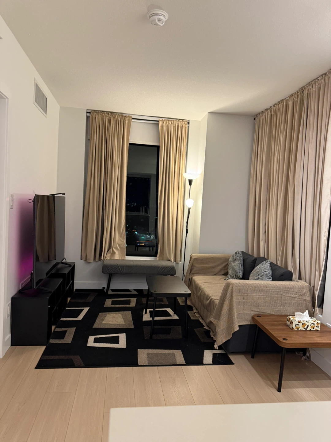 Private room for rent - photo 3