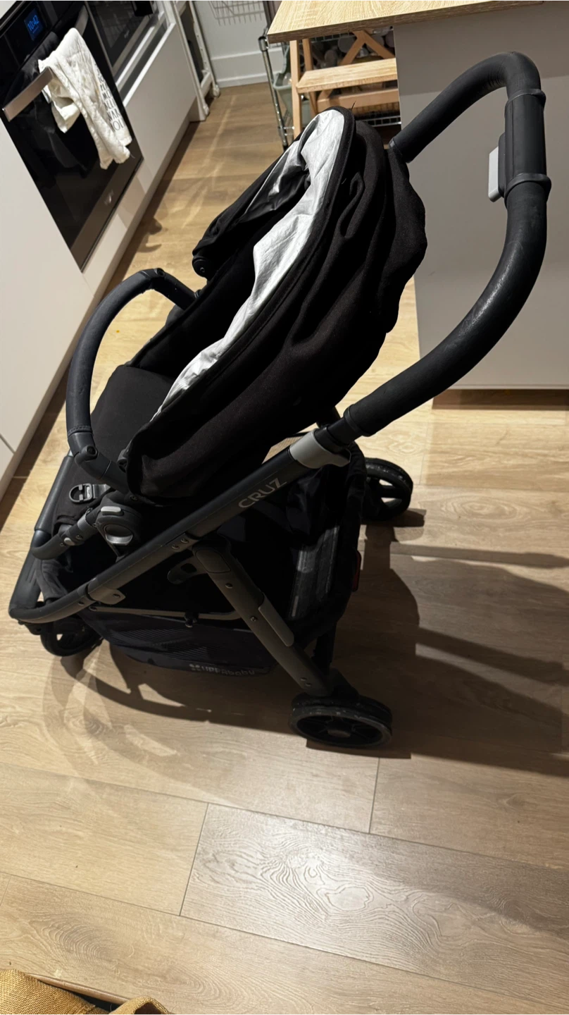 UPPAbaby Cruz Stroller - Black - photo 5