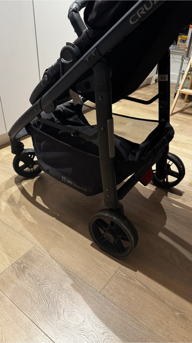 UPPAbaby Cruz Stroller - Black - photo 4