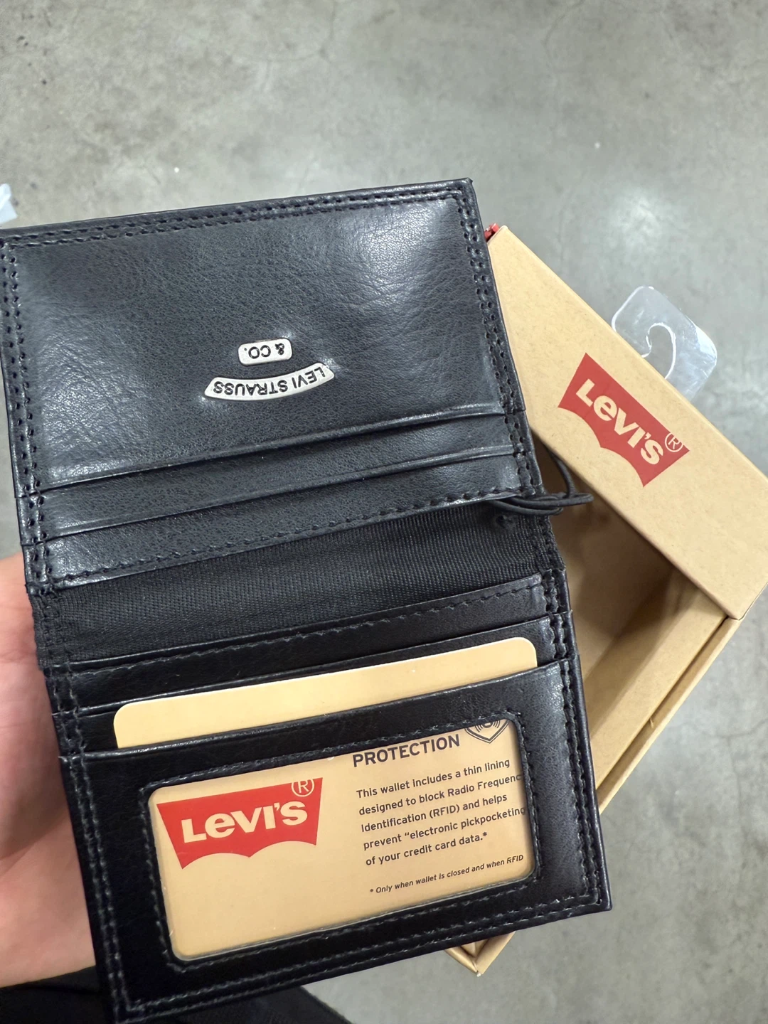 Levi's Black Leather RFID Blocking Card Holder Wallet