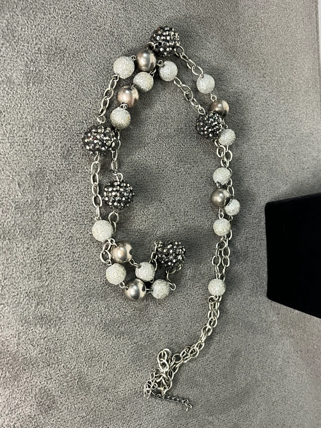 Silver Tone Beaded Necklace - photo 3