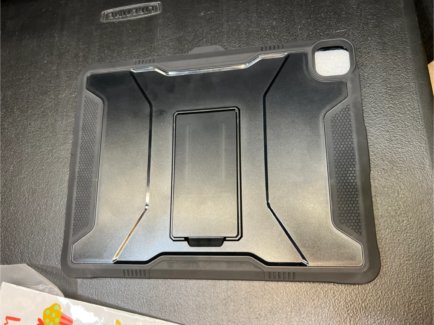 SOKE Drop Protection iPad Case with Stand - Black - photo 3