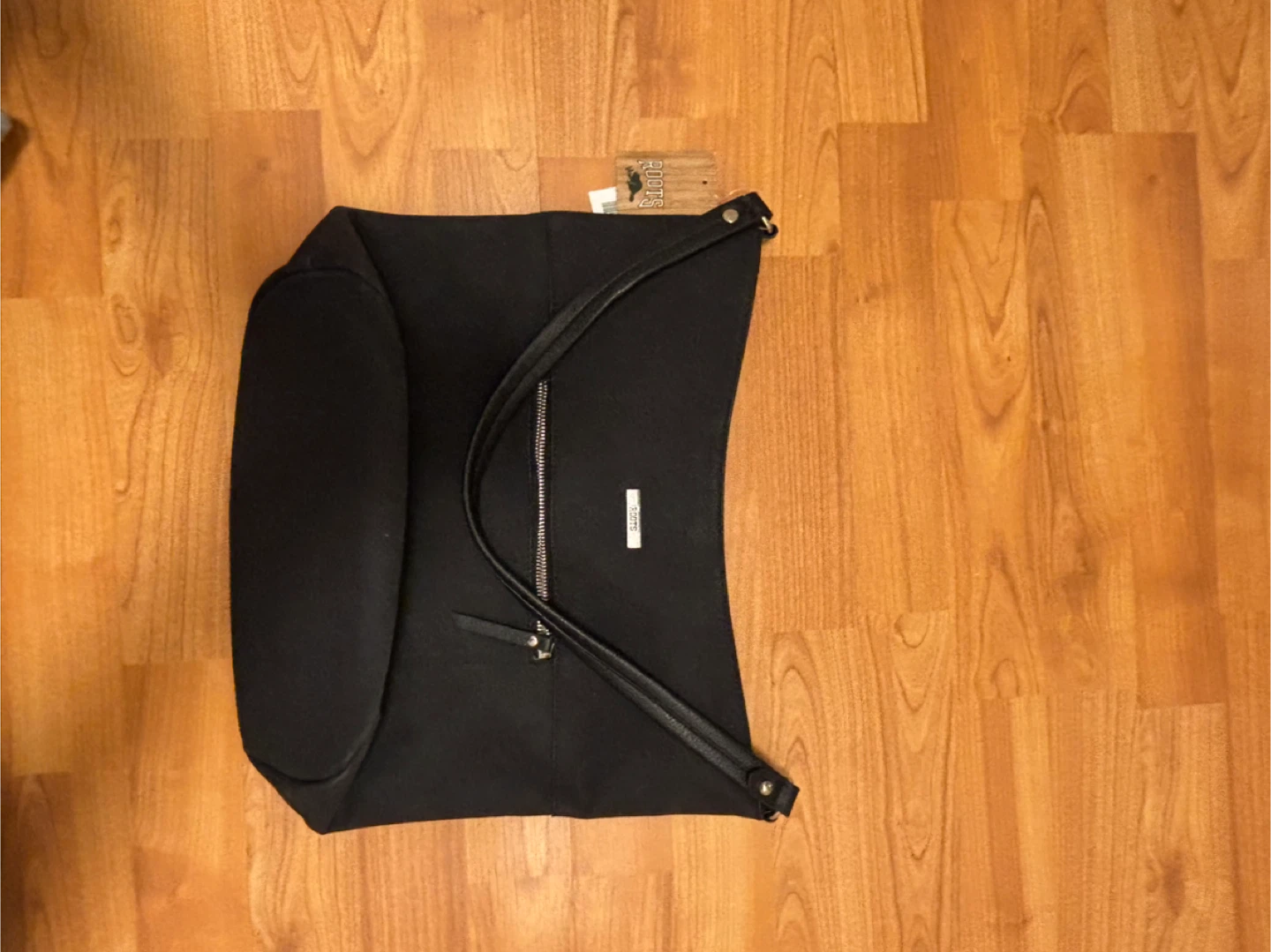 Roots Black Hobo Handbag - photo 5