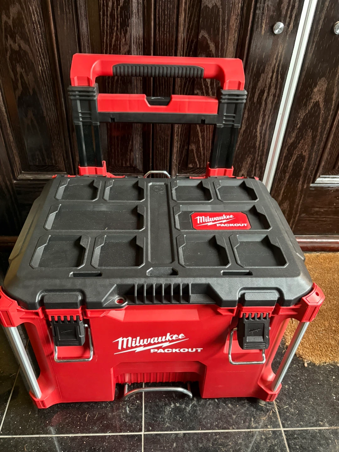 Unused Milwaukee PACKOUT 22 in. Rolling Tool Box for Storage