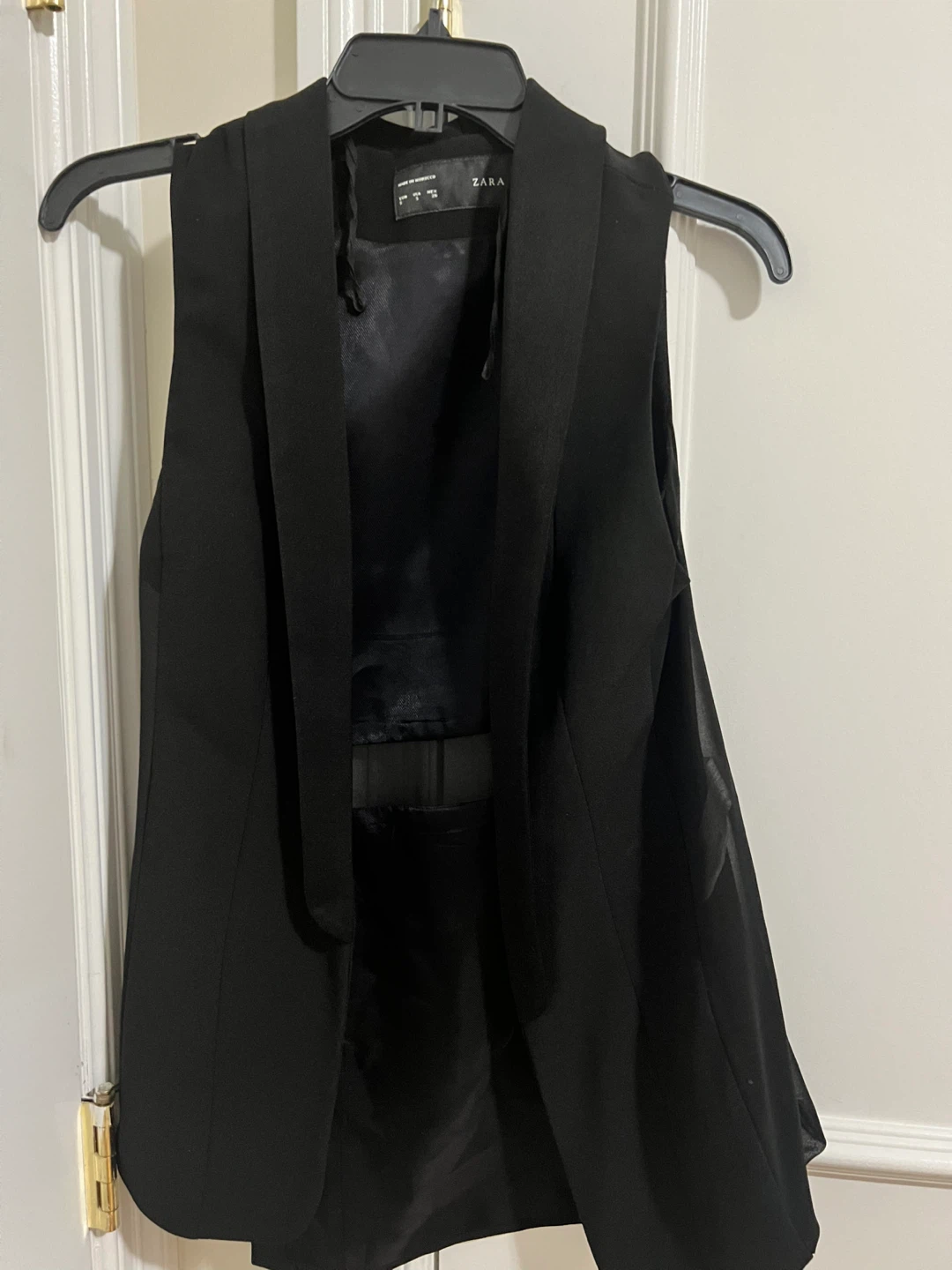 Zara Basic Black Sleeveless Vest