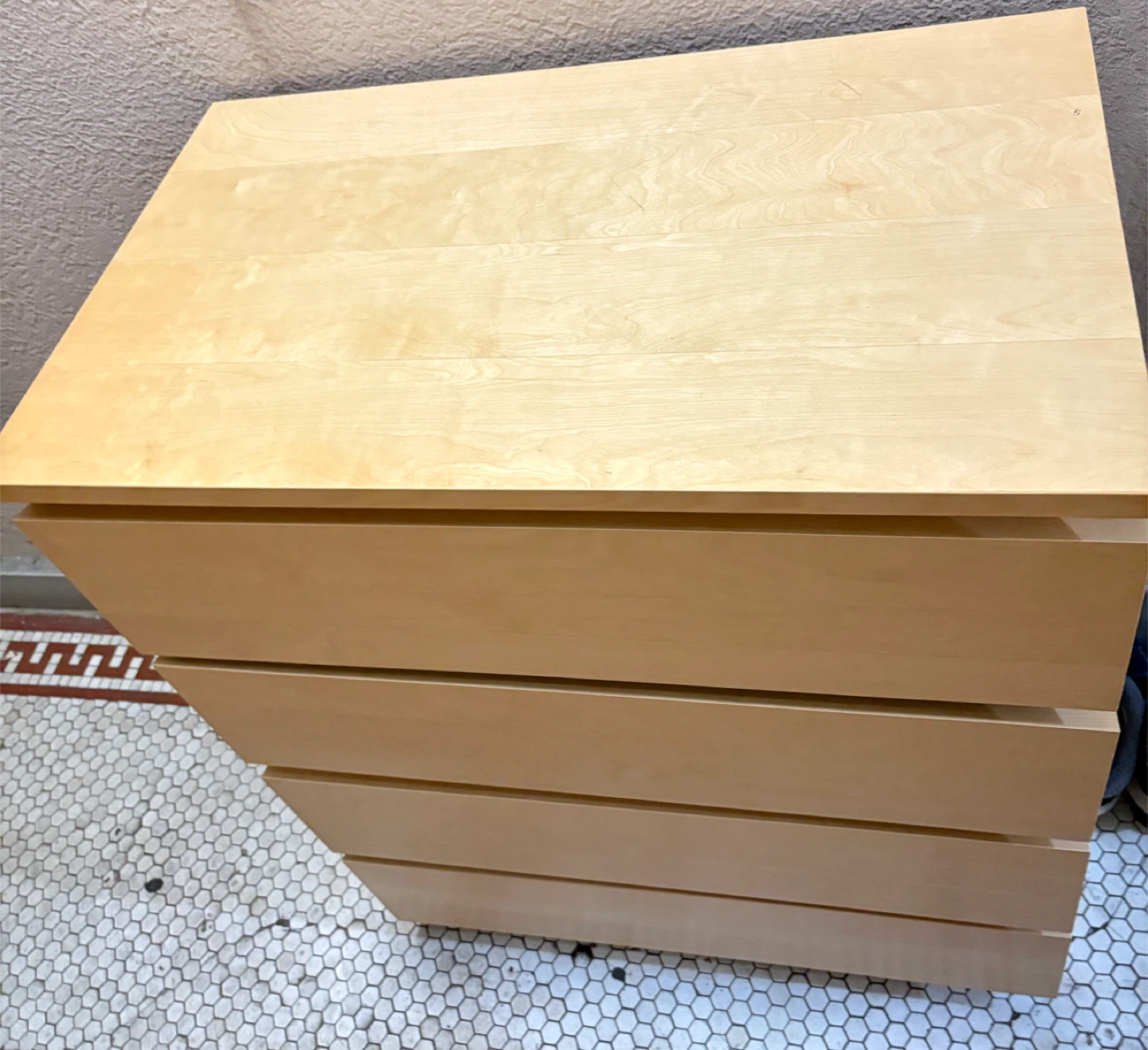 Light Wood 4-Drawer Dresser