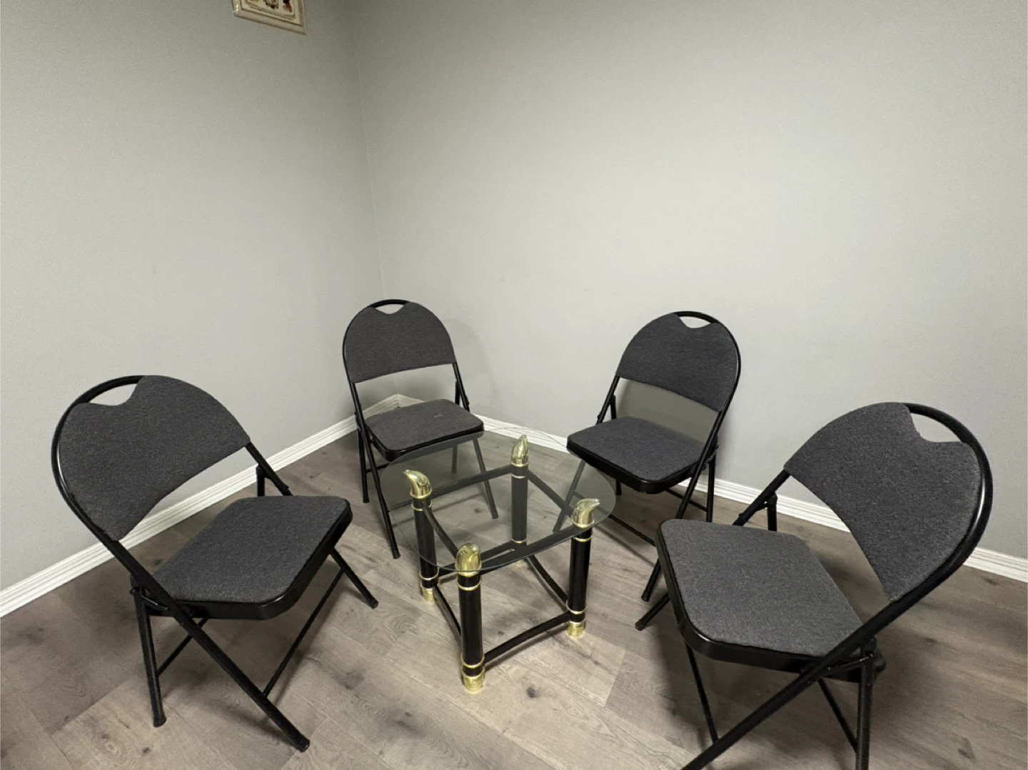 Set of 4 Folding Chairs and Glass Coffee Table - photo 2