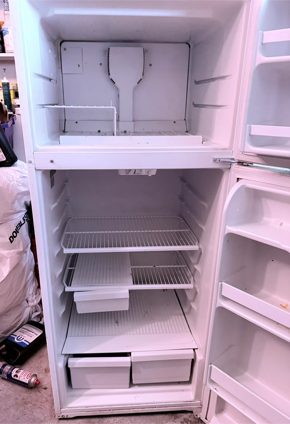 Whirlpool Refrigerator - photo 2