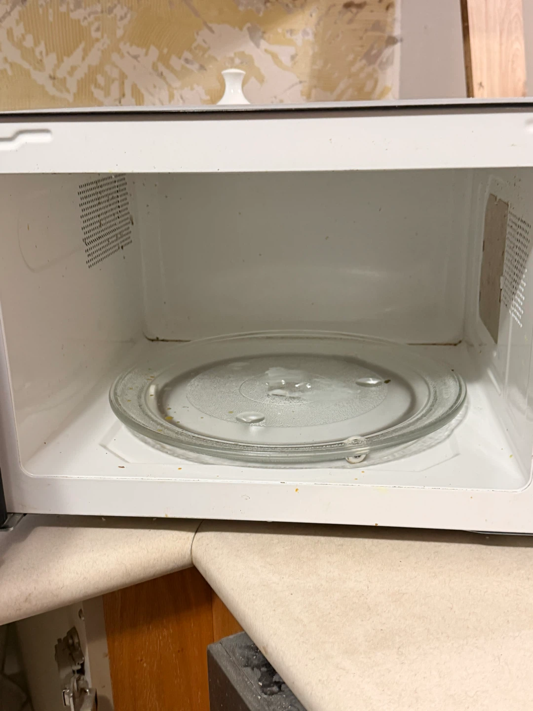 Hamilton Beach Stainless Steel Microwave - photo 3