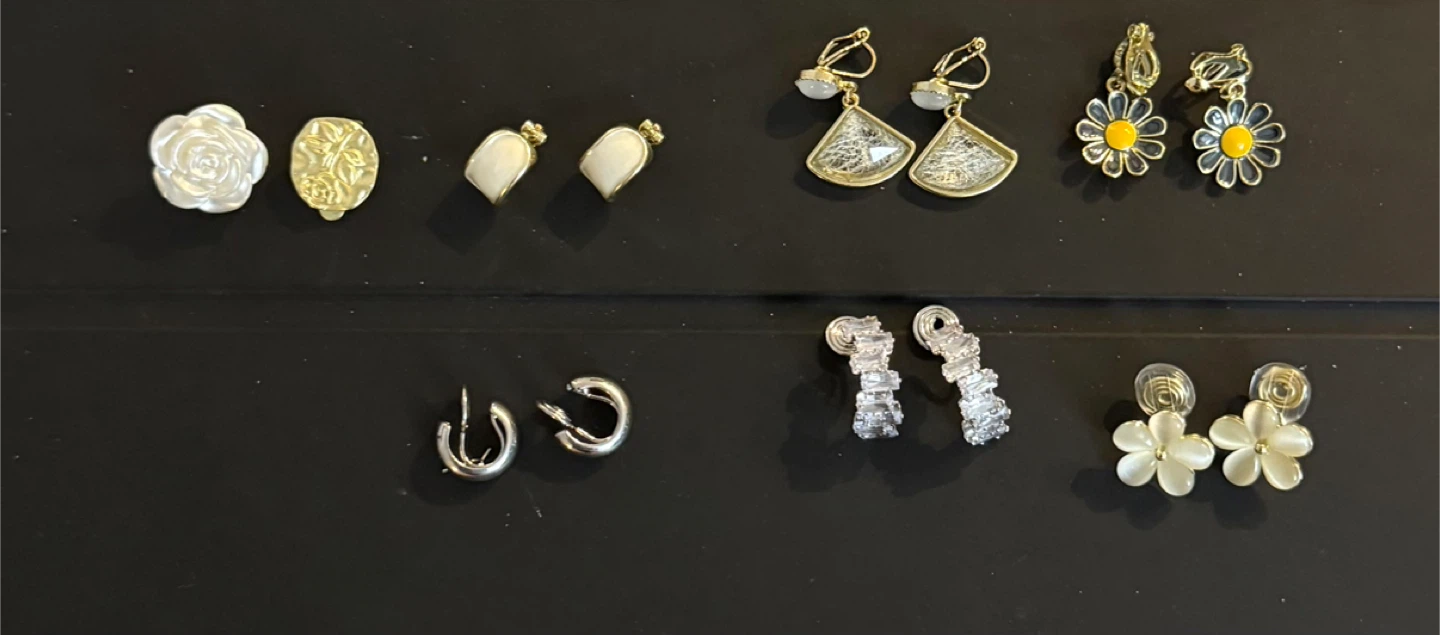 Assorted Ear clip (2cad per pair)