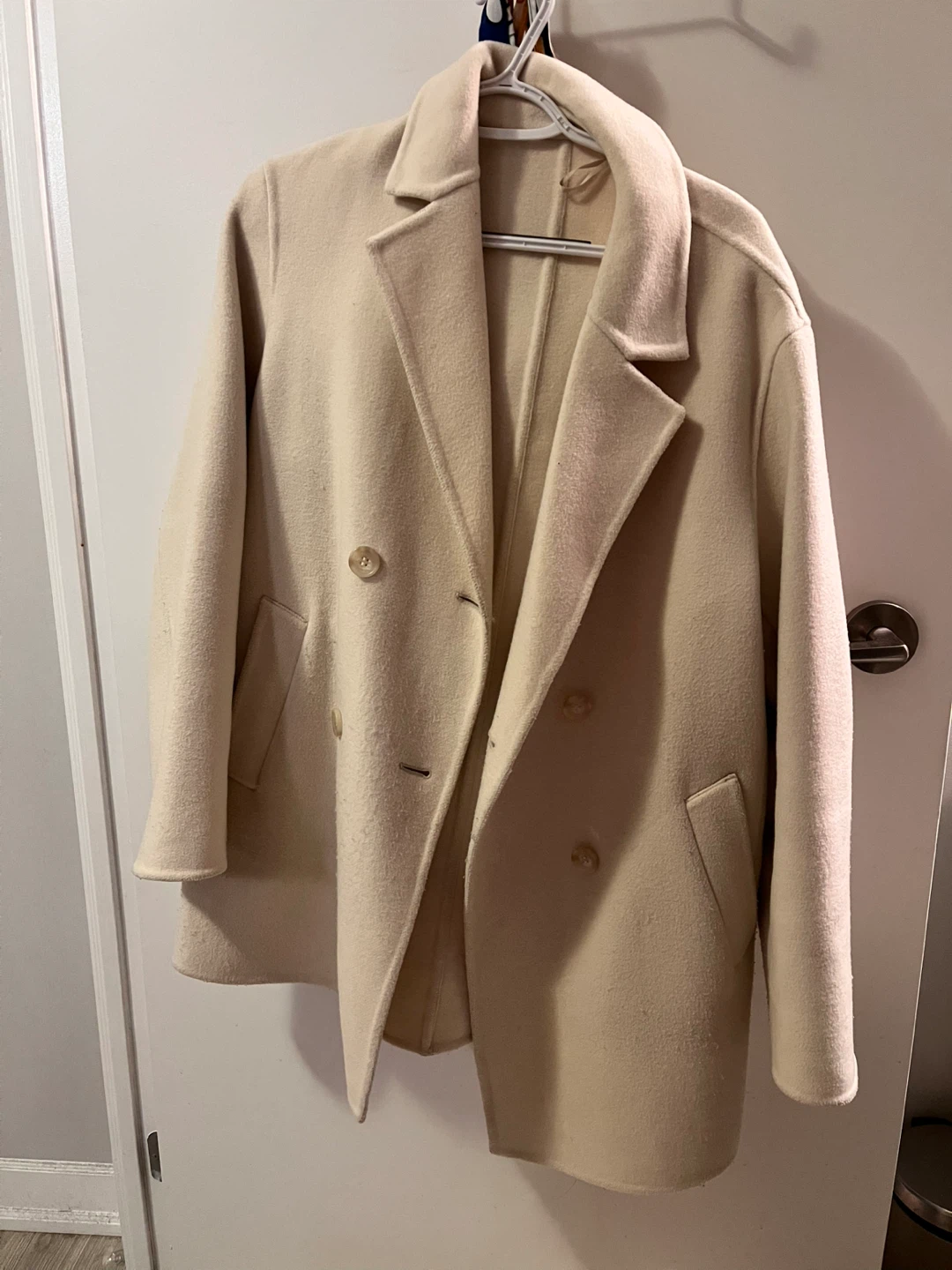 Uniqlo Women Short Coat - photo 3