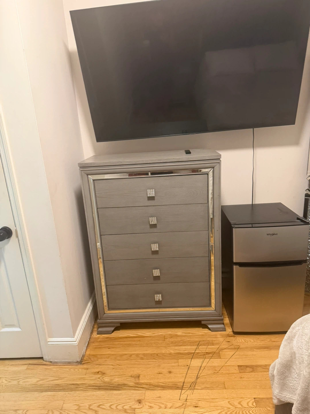 Gray 5-Drawer Dresser with Mirrored Accents