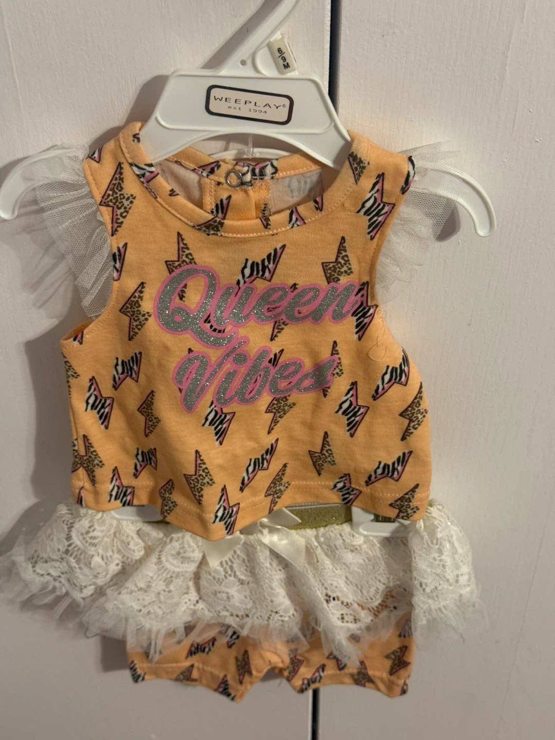 WeePlay 2 Piece Baby Outfit "Queen Vibes"