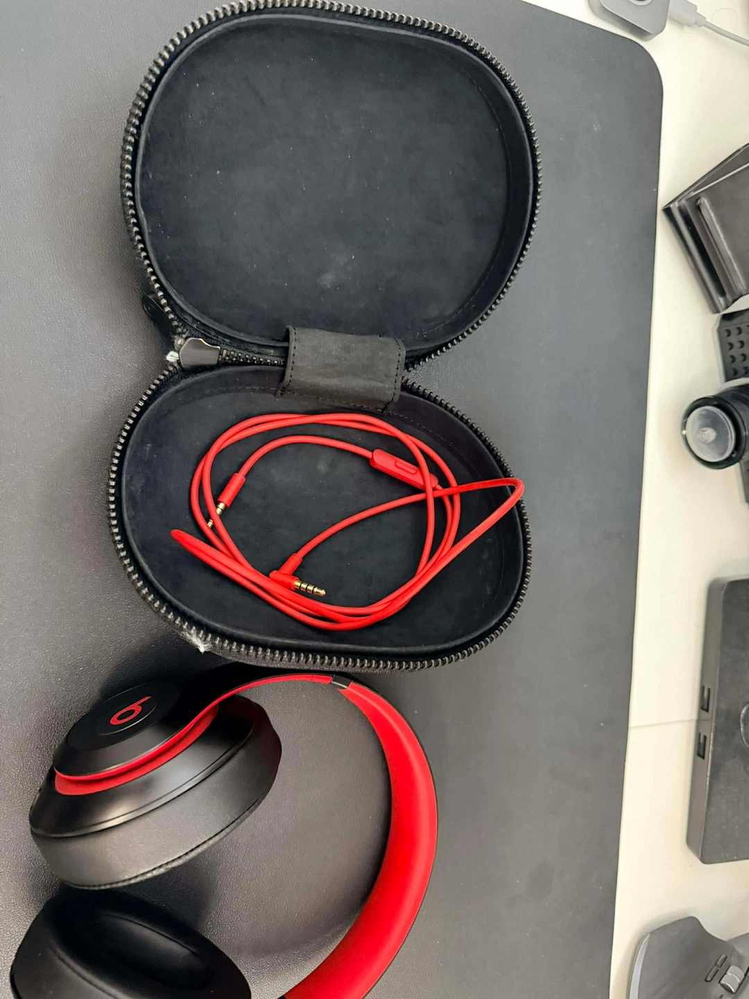 Beats Studio3 10 year anniversary limited edition - photo 2