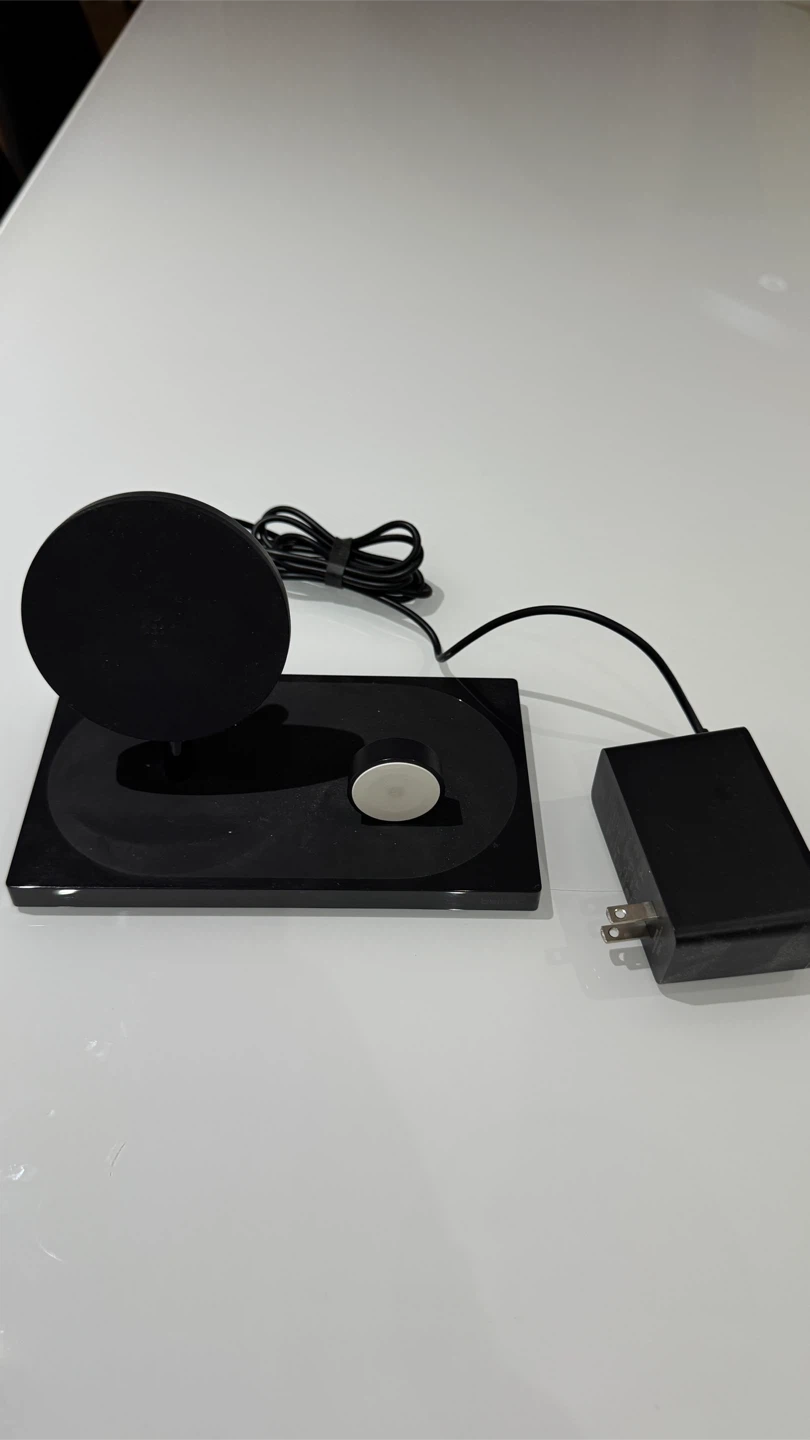 Belkin Boost Charge PRO 2-in-1 Charging Stand - photo 5