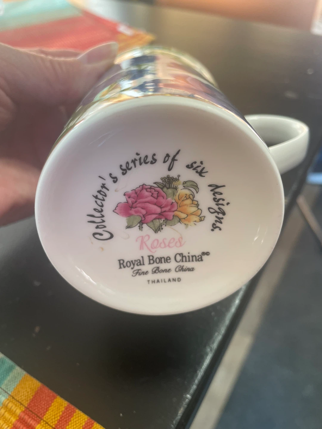 Royal Bone China "Roses" Mug - photo 2
