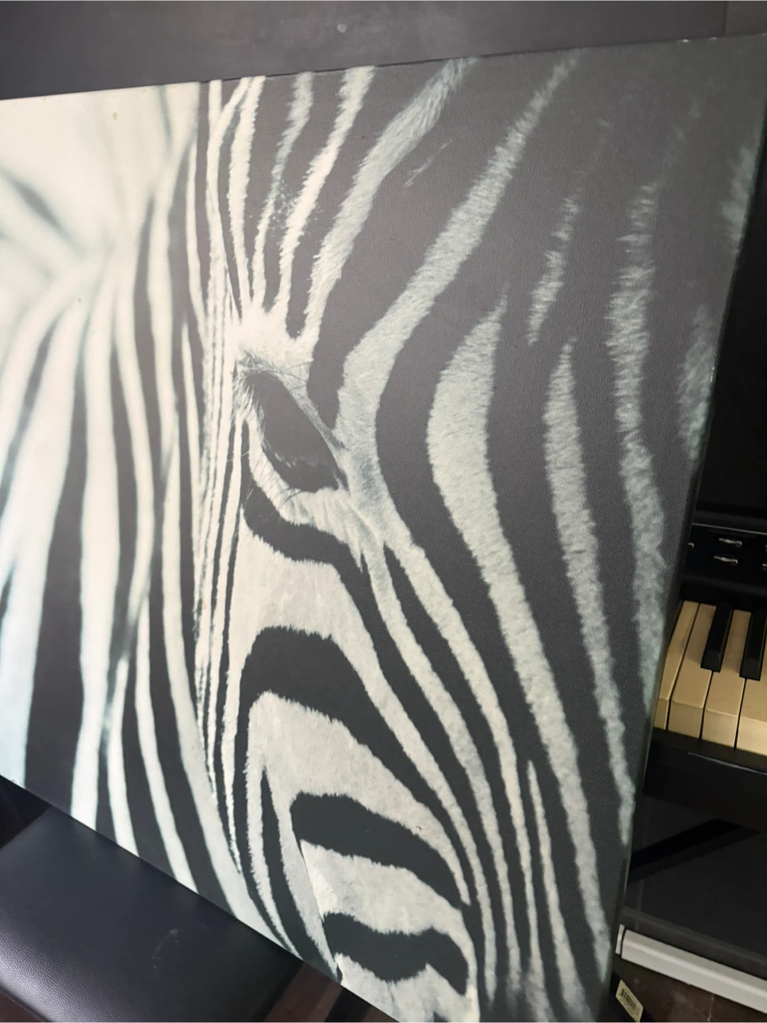 Zebra painting on canvas. - photo 2