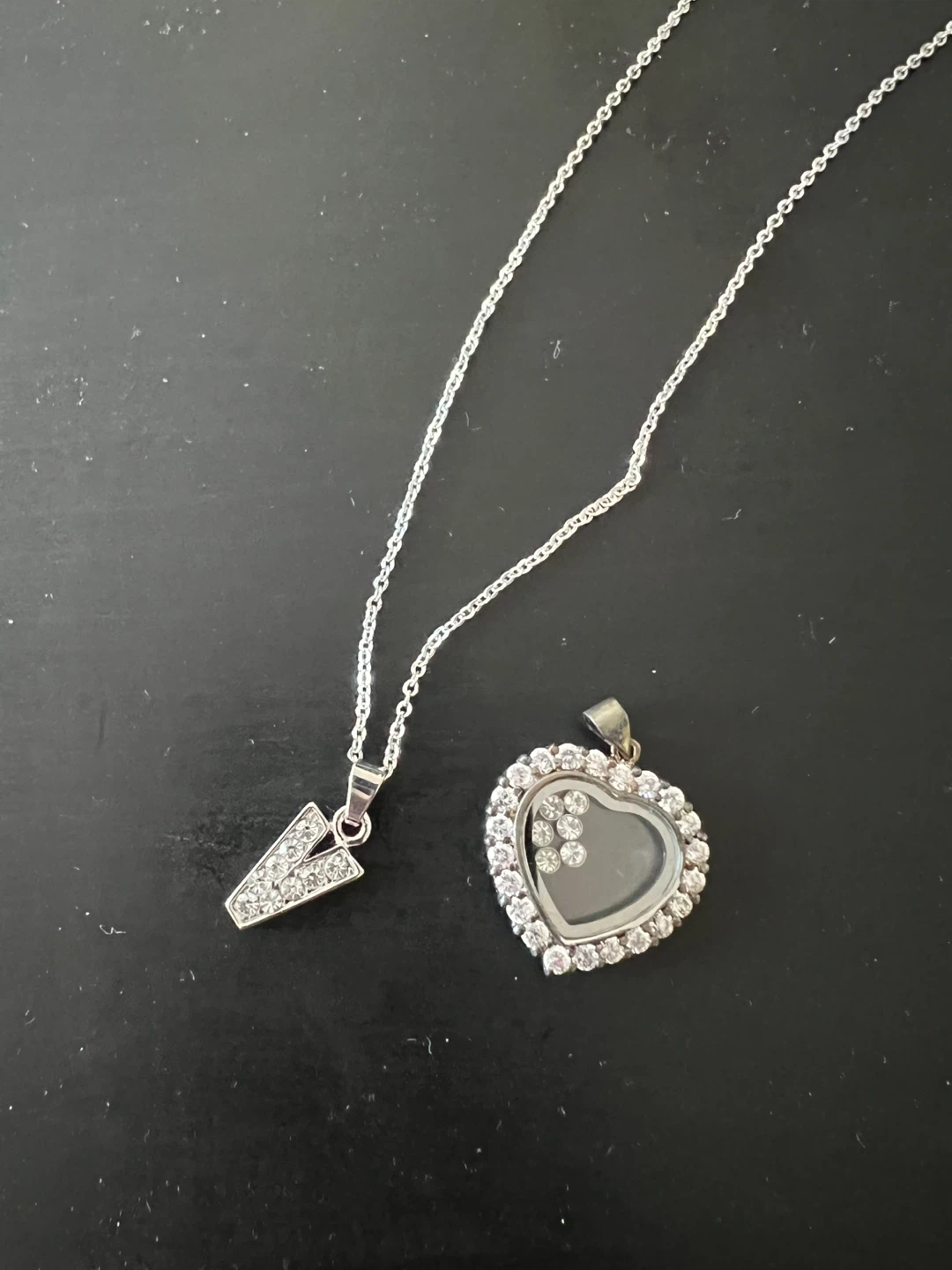 Silver Tone Necklace with Heart and "V" Pendant - photo 2